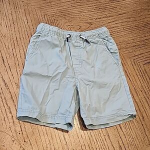 Boys mint green cargo Shorts size 5/6 Tommy Bahama